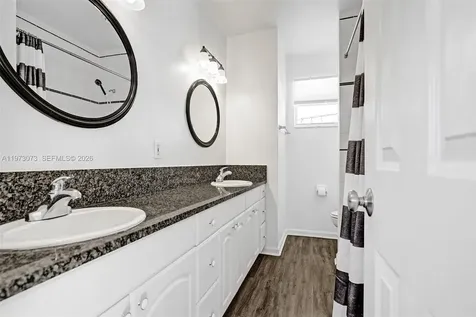 949 SE 10th Court Pompano Beach FL 33060