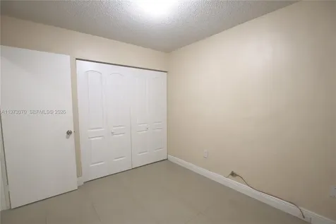 690 W Park Drive Miami FL 33172