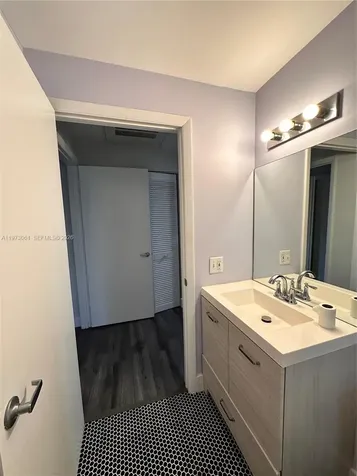 1542 Drexel Avenue Miami Beach FL 33139