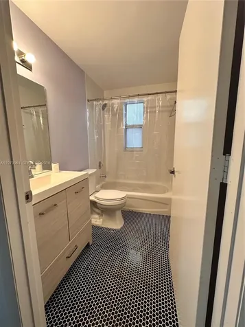 1542 Drexel Avenue Miami Beach FL 33139