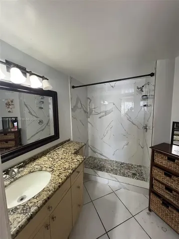 10229 NW 9th St Circle Miami FL 33172