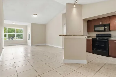 12760 Vista Isle Sunrise FL 33325