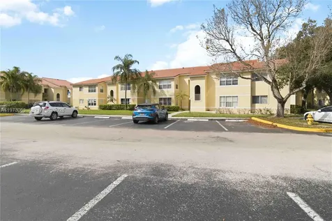 12760 Vista Isle Sunrise FL 33325
