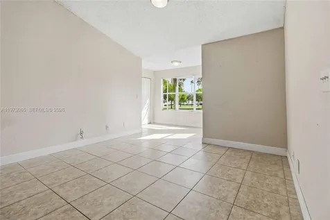 12760 Vista Isle Sunrise FL 33325
