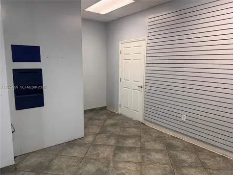 4349 S Flamingo Road Davie FL 33330