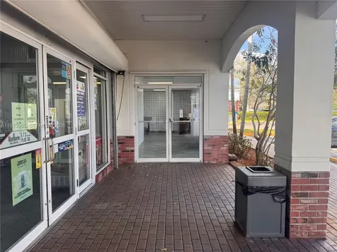 4349 S Flamingo Road Davie FL 33330