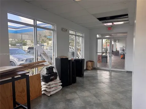 4349 S Flamingo Road Davie FL 33330