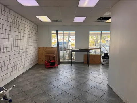4349 S Flamingo Road Davie FL 33330