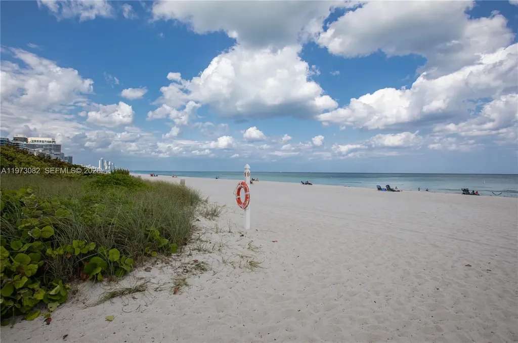 9172 NE Collins Avenue Surfside FL 33154