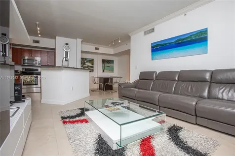 9172 NE Collins Avenue Surfside FL 33154