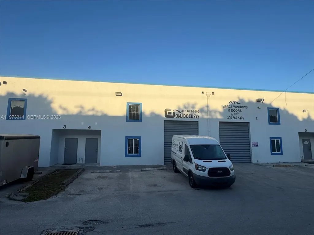 2219 W 80th Street Hialeah FL 33016