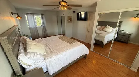 5685 NW 194th Lane Miami Gardens FL 33055