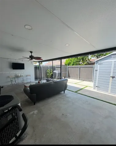 5685 NW 194th Lane Miami Gardens FL 33055