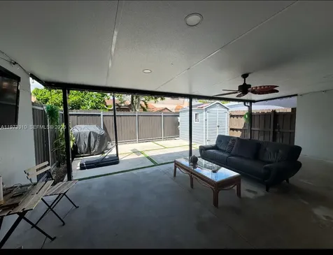 5685 NW 194th Lane Miami Gardens FL 33055