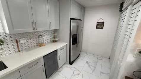 5685 NW 194th Lane Miami Gardens FL 33055