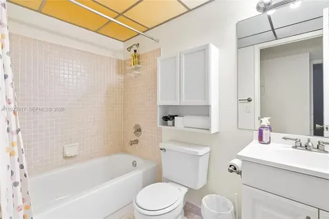 10715 W Clairmont Circle Tamarac FL 33321