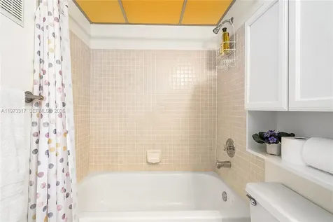 10715 W Clairmont Circle Tamarac FL 33321