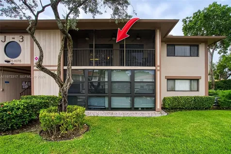 10715 W Clairmont Circle Tamarac FL 33321