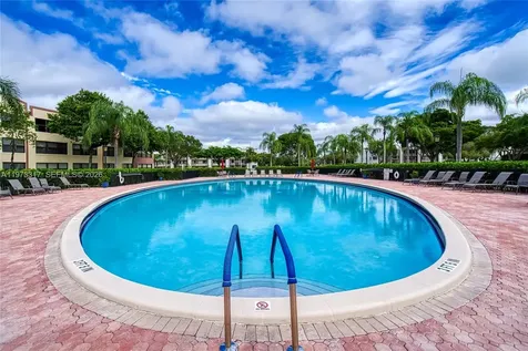 10715 W Clairmont Circle Tamarac FL 33321
