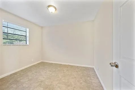 4721 NW 12th Street Lauderhill FL 33313