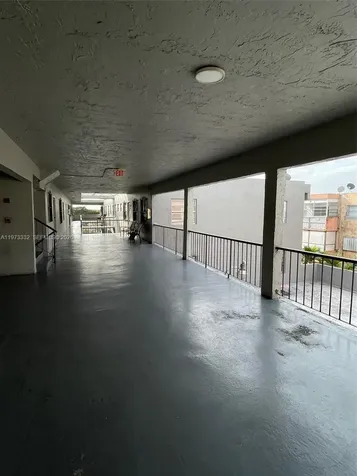 1035 W 77th Street Hialeah FL 33014