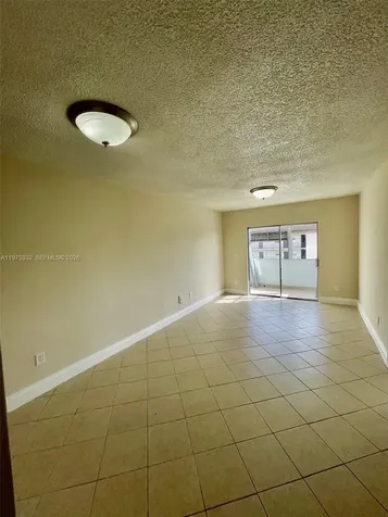 1035 W 77th Street Hialeah FL 33014