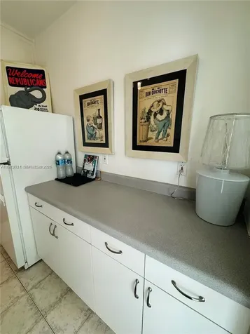 1755 Washington Avenue Miami Beach FL 33139