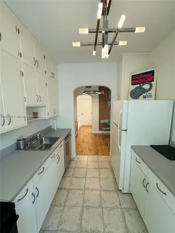 1755 Washington Avenue Miami Beach FL 33139