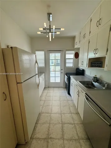 1755 Washington Avenue Miami Beach FL 33139