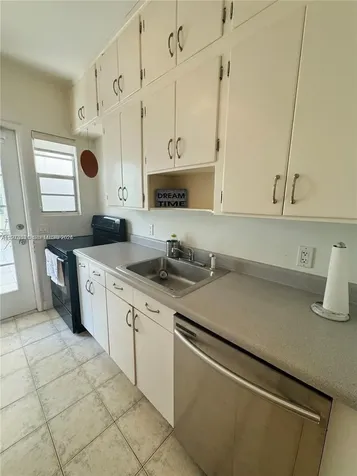 1755 Washington Avenue Miami Beach FL 33139