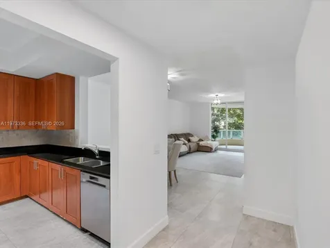 3340 NE 190th Street Aventura FL 33180
