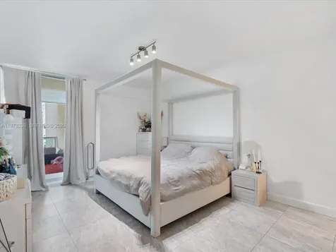 3340 NE 190th Street Aventura FL 33180