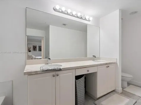 3340 NE 190th Street Aventura FL 33180