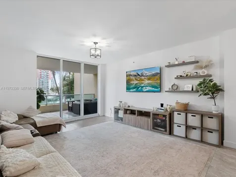 3340 NE 190th Street Aventura FL 33180