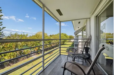 1000 Hillcrest Court Hollywood FL 33021