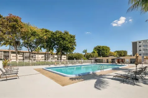 1000 Hillcrest Court Hollywood FL 33021