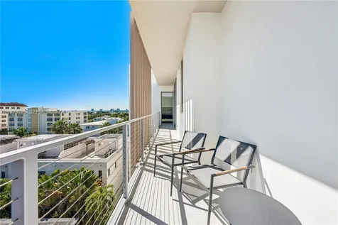 10281 W Bay Harbor Drive Bay Harbor Islands FL 33154