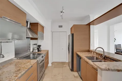 17100 N Bay Road Sunny Isles Beach FL 33160