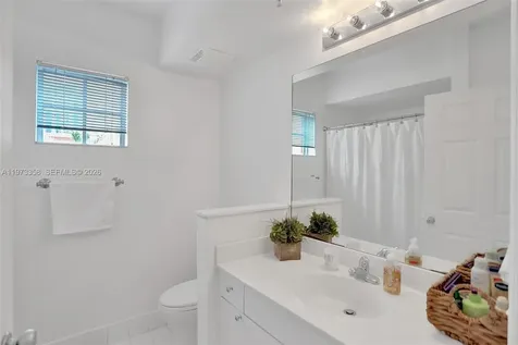 17100 N Bay Road Sunny Isles Beach FL 33160