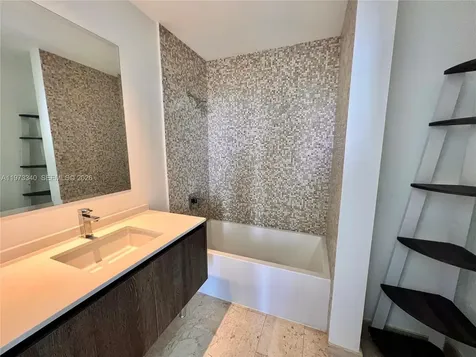 88 SW 7th Street Miami FL 33130
