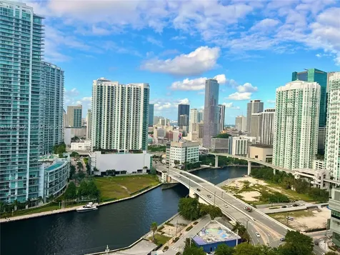 88 SW 7th Street Miami FL 33130