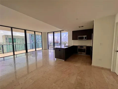 88 SW 7th Street Miami FL 33130