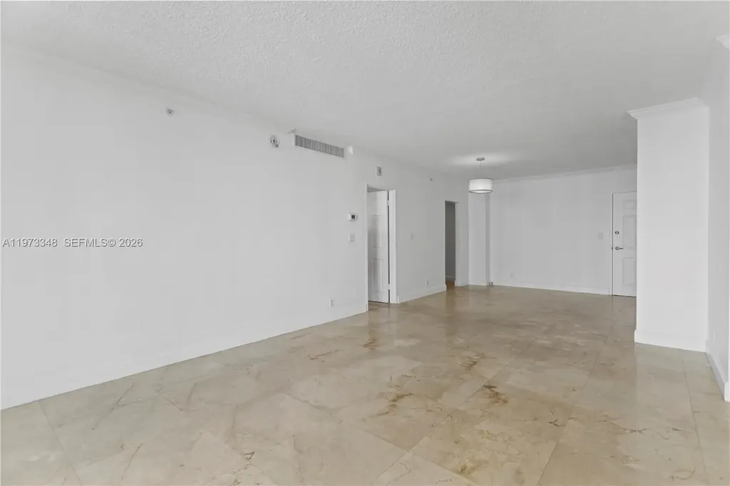 2501 S Ocean Drive Hollywood FL 33019