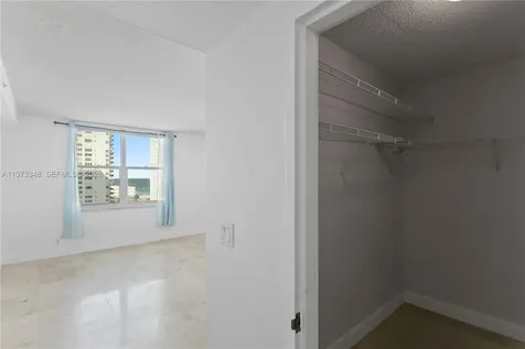 2501 S Ocean Drive Hollywood FL 33019