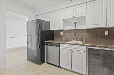 2501 S Ocean Drive Hollywood FL 33019