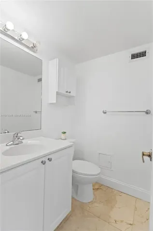 2501 S Ocean Drive Hollywood FL 33019
