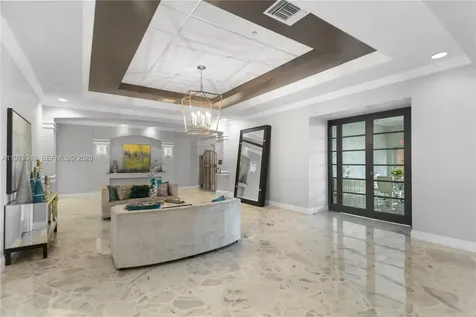 2501 S Ocean Drive Hollywood FL 33019