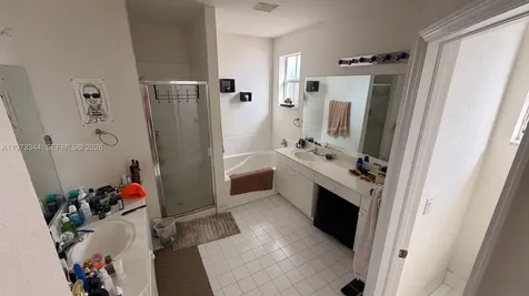 7586 NW 113th Path Doral FL 33178
