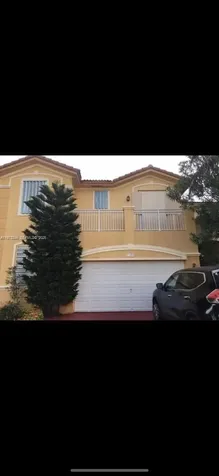 7586 NW 113th Path Doral FL 33178