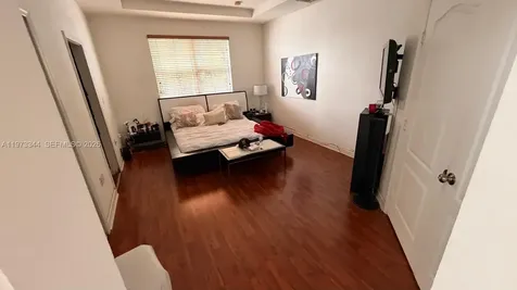 7586 NW 113th Path Doral FL 33178